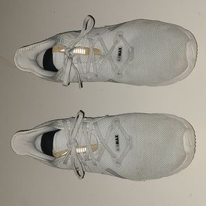 Air max sequent 3 size 12 gray